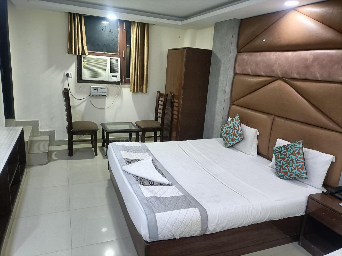 King Delhi Airport Hotel New Delhi Exterior foto